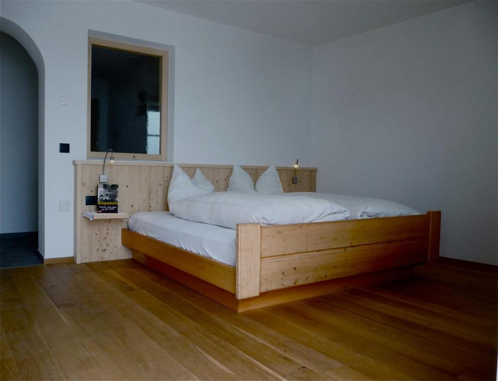 Putzerhof Aparthotel Funes  Phòng bức ảnh