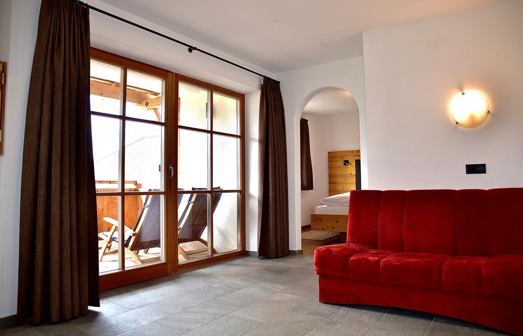Putzerhof Aparthotel Funes  Ngoại thất bức ảnh