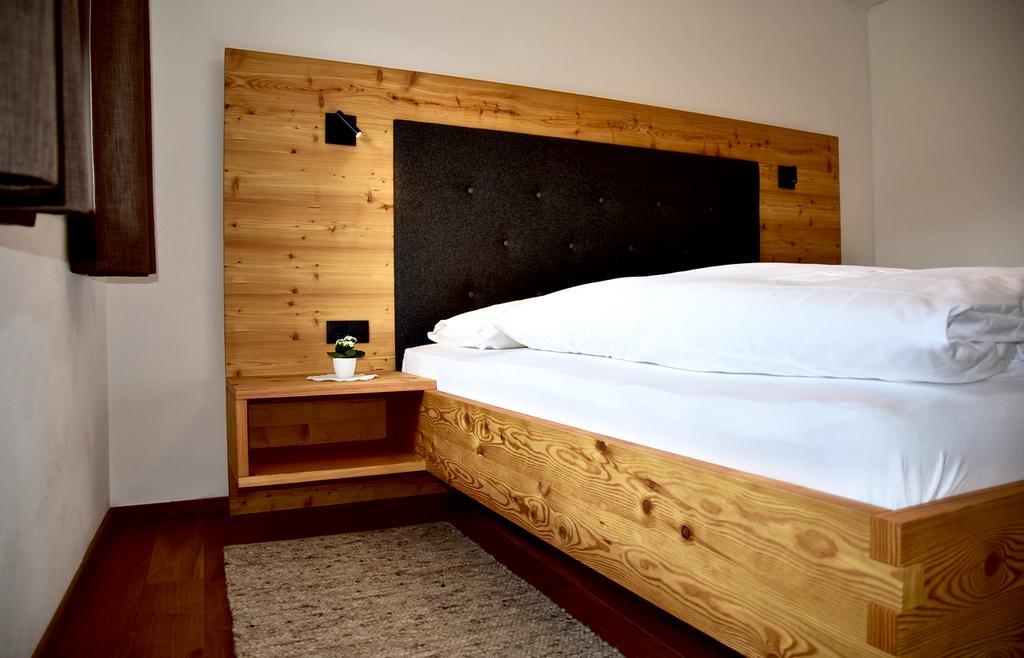 Putzerhof Aparthotel Funes  Ngoại thất bức ảnh